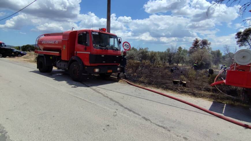 Πυρκαγιά στην Βαρυμπόμπη